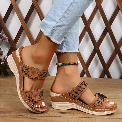 Delor | Floral Wedge Slides