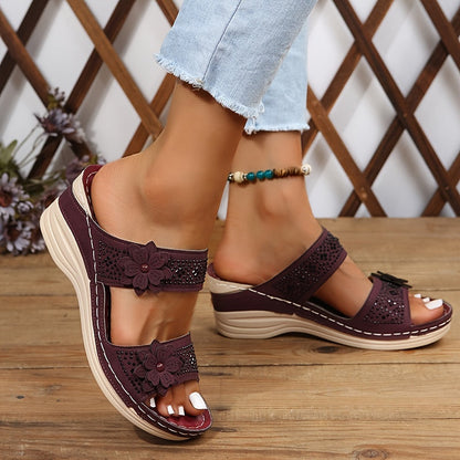 Delor | Floral Wedge Slides