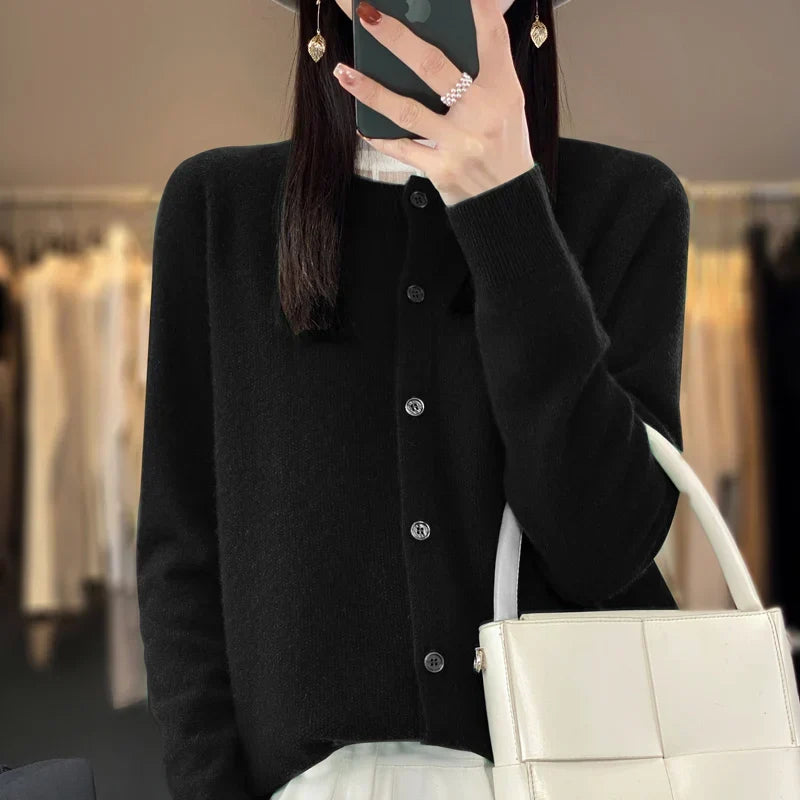 Vera | Buttoned Cardigan