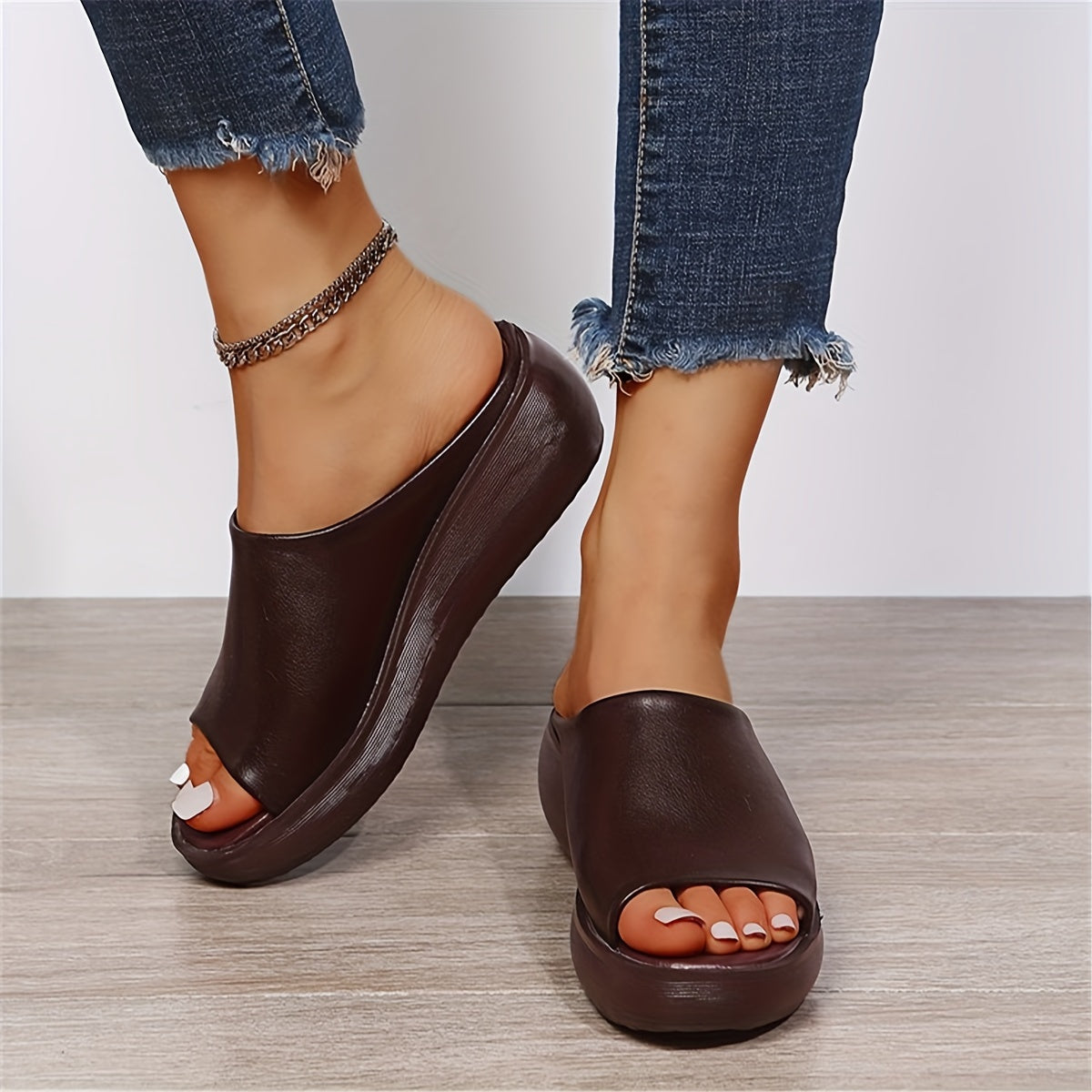 Noelia | Effortless Comfort Modern Simplicity