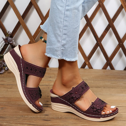 Delor | Floral Wedge Slides