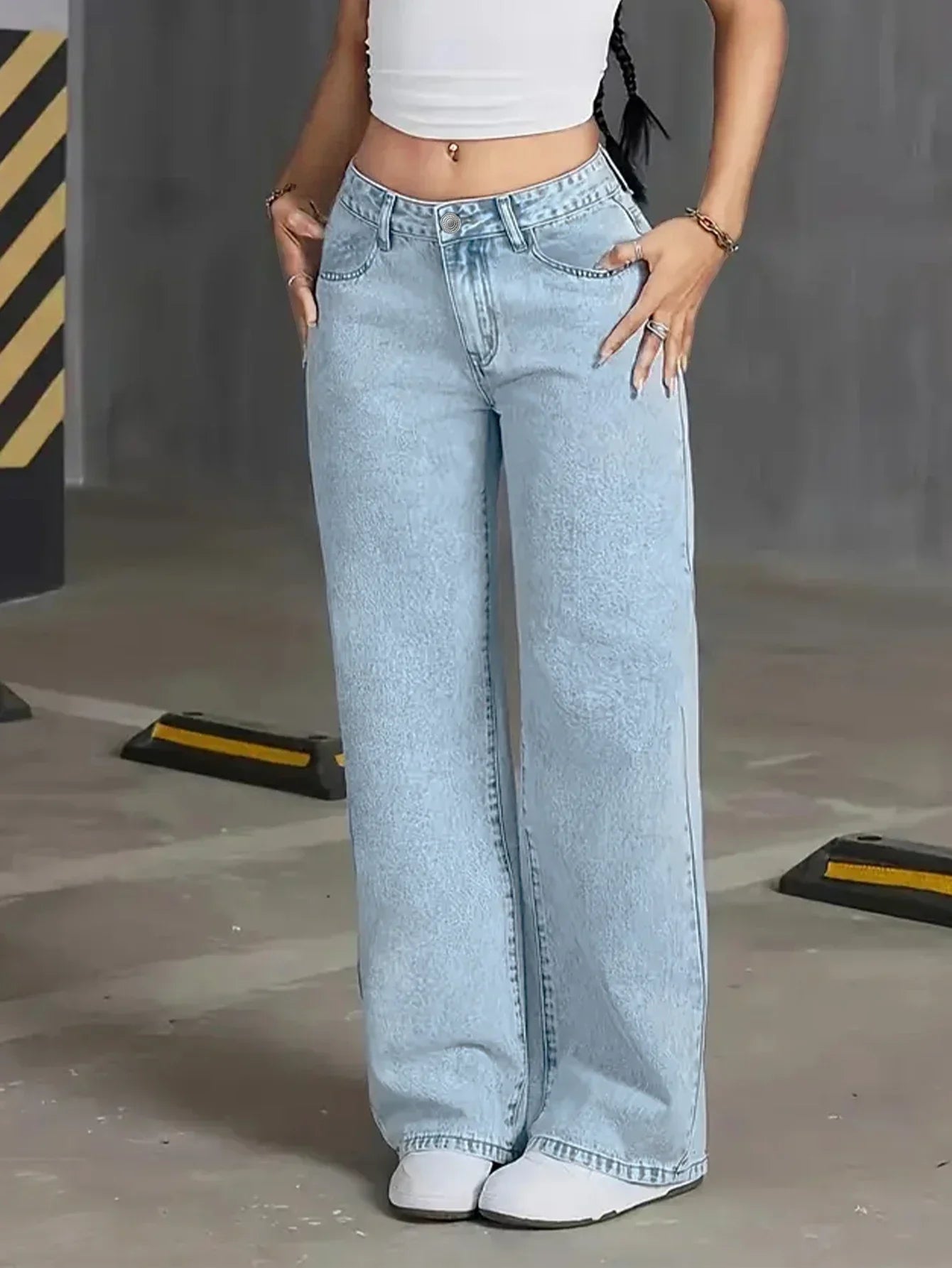 Bethany | Women’s Light Wash Wide Leg Jean
